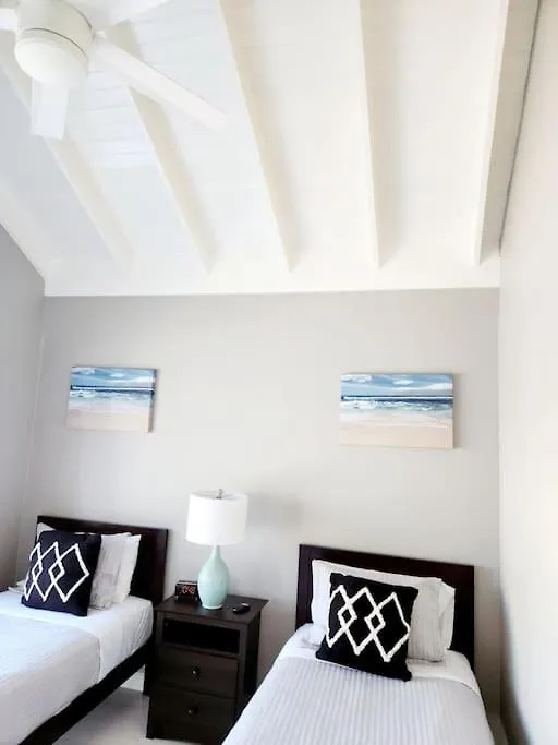 הוילה Brand New Luxurious Townhouse In נגריל