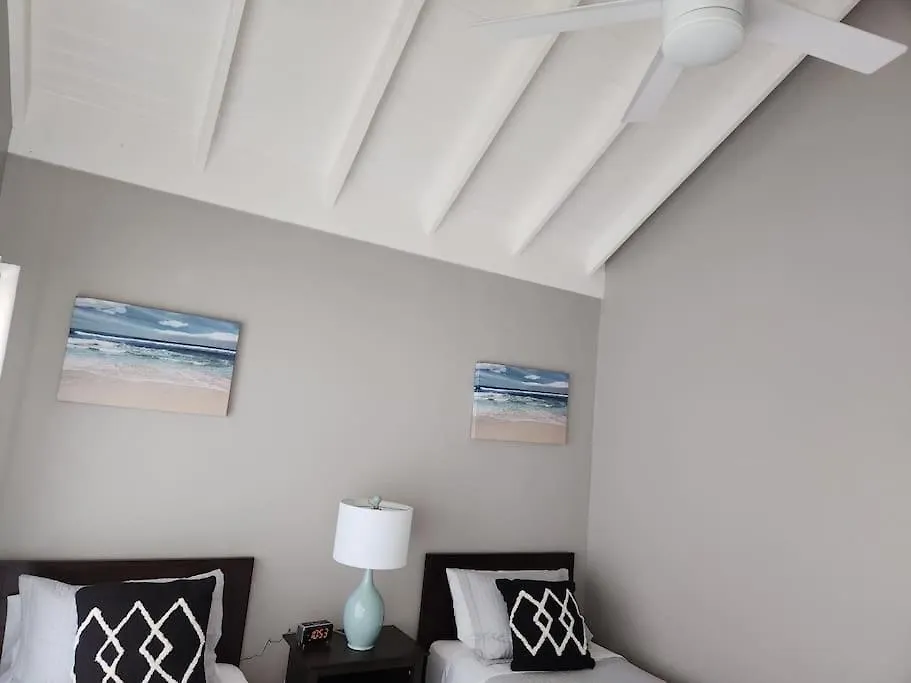Villa Brand New Luxurious Townhouse In Negril Ferienhaus